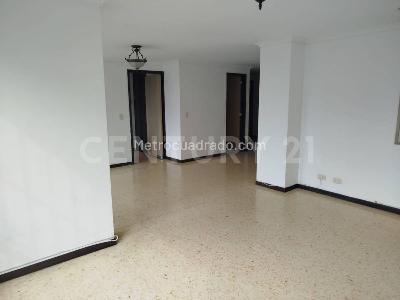 Apartamento en venta en El Poblado, Medellín · foto 5 de 15