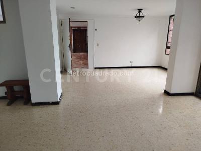 Apartamento en venta en El Poblado, Medellín · foto 6 de 15