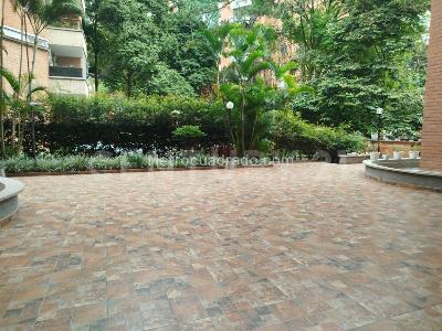 Apartamento en venta en El Poblado, Medellín · foto 14 de 15