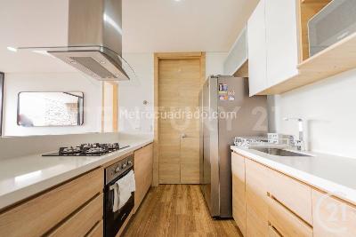 Apartamento de 2 alcobas en venta en Envigado, Envigado, 82 m² · foto 3 de 17