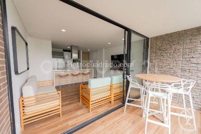 Apartamento de 2 alcobas en venta en Envigado, Envigado, 82 m² · foto 8 de 17