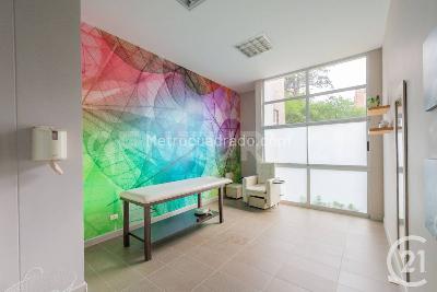 Apartamento de 2 alcobas en venta en Envigado, Envigado, 88 m² · foto 18 de 20