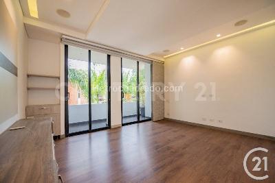 Casa de 4 alcobas en venta en El Poblado, Medellín, 250 m² · foto 12 de 20