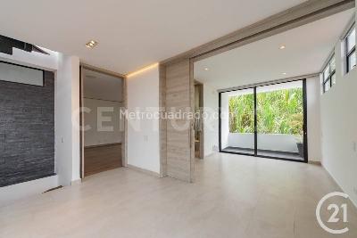 Casa de 4 alcobas en venta en El Poblado, Medellín, 250 m² · foto 16 de 20