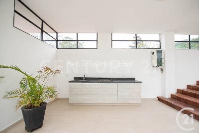 Casa de 4 alcobas en venta en El Poblado, Medellín, 250 m² · foto 19 de 20