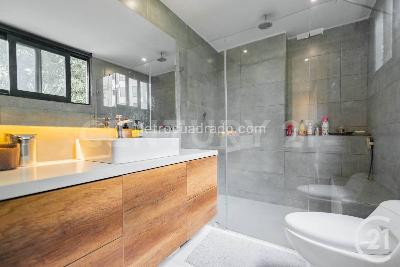 Apartamento de 3 alcobas en arriendo en El Poblado, Medellín, 168 m² · foto 17 de 20