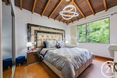 Casa de 3 alcobas en venta en San Lucas, Medellín, 244 m² · foto 19 de 20