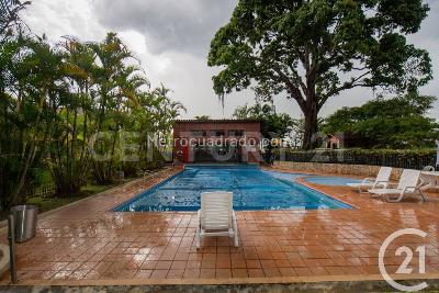 Casa de 3 alcobas en venta en San Lucas, Medellín, 244 m² · foto 20 de 20