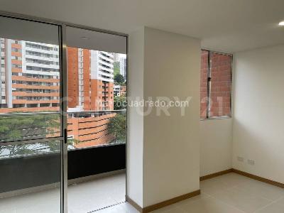 Apartamento de 3 alcobas en venta en Sabaneta, Sabaneta, 61 m² · foto 2 de 20