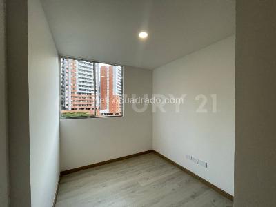 Apartamento de 3 alcobas en venta en Sabaneta, Sabaneta, 61 m² · foto 13 de 20