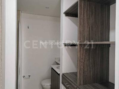Apartamento en venta en Itagui, Itagüí · foto 2 de 12