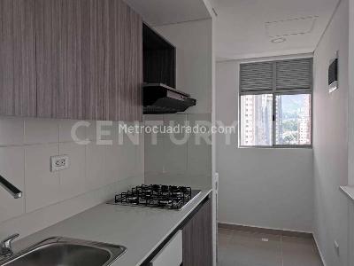 Apartamento en venta en Itagui, Itagüí · foto 3 de 12
