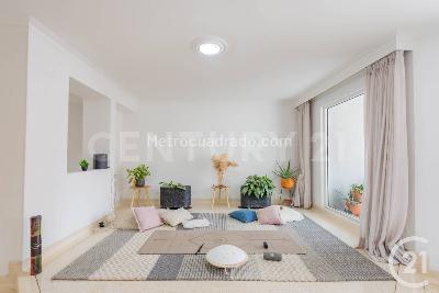Apartamento de 3 alcobas en venta en Laureles, Medellín, 180 m² · foto 3 de 20