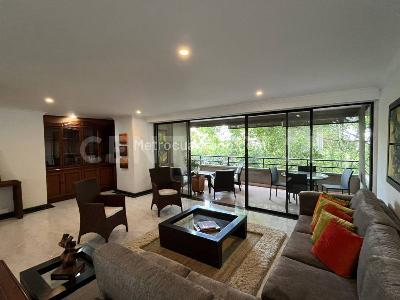 Apartamento de 3 alcobas en arriendo en Los Balsos, Medellín, 210 m² · foto 4 de 15