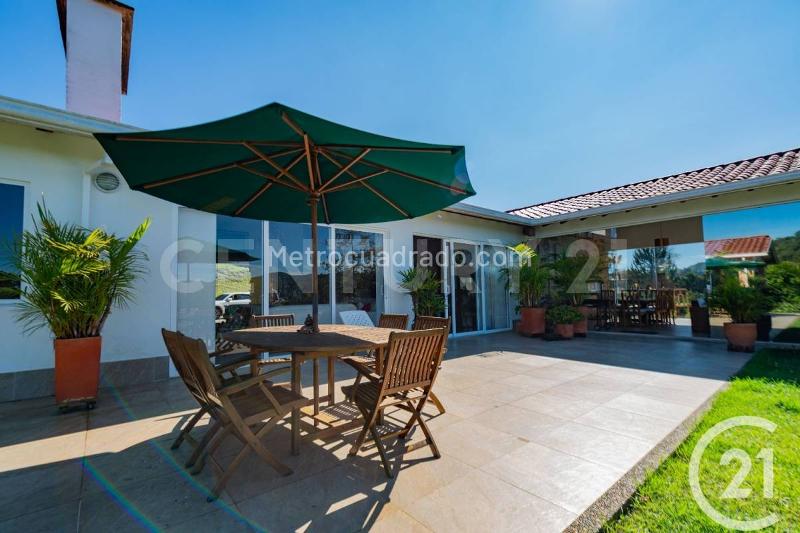 4BR Finca in Vereda Pantanillo (10200 m²) - 3