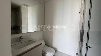 Apartamento de 2 alcobas en venta en Castropol, Medellín, 73 m² · foto 4 de 20