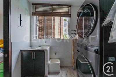 Apartamento de 3 alcobas en venta en El Poblado, Medellín, 223 m² · foto 19 de 20