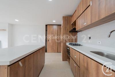 Apartamento de 1 alcoba en venta en Laureles, Medellín, 54 m² · foto 7 de 15
