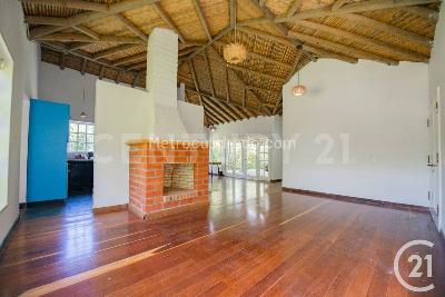 Casa de 3 alcobas en venta en Rionegro, Rionegro, 1902 m² · foto 8 de 20