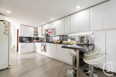 Apartamento en venta en El Poblado, Medellín · foto 10 de 20