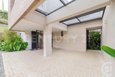 Casa de 3 alcobas en venta en Sajonia, Rionegro, 285 m² · foto 3 de 20