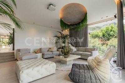 Casa de 4 alcobas en venta en Medellin, Medellín, 1500 m² · foto 2 de 20