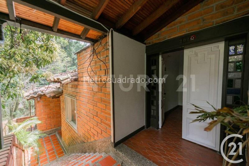 Residential 3BR House in El Poblado - 8