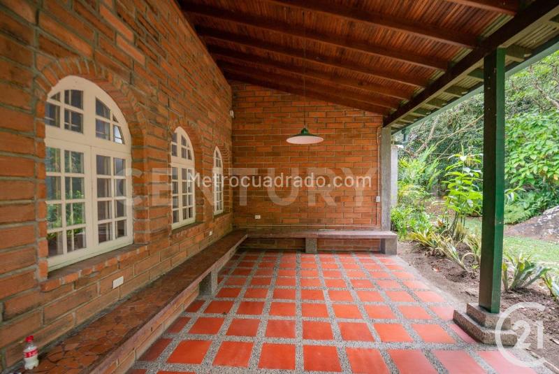 Residential 3BR House in El Poblado - 9