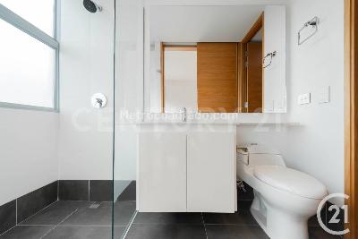 Apartamento de 3 alcobas en venta en El Poblado, Medellín, 267 m² · foto 15 de 20