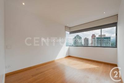 Apartamento de 3 alcobas en venta en El Poblado, Medellín, 267 m² · foto 16 de 20