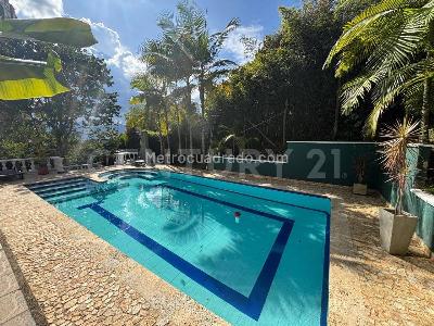 Apartamento en arriendo en El Poblado, Medellín · foto 3 de 20