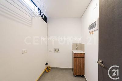 Apartamento de 2 alcobas en venta en Loma De Los Parra, Medellín, 125 m² · foto 11 de 20