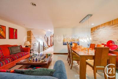 Casa de 4 alcobas en venta en Envigado, Envigado, 282 m² · foto 2 de 20
