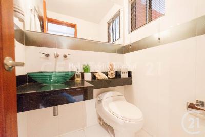 Casa de 4 alcobas en venta en Envigado, Envigado, 282 m² · foto 8 de 20