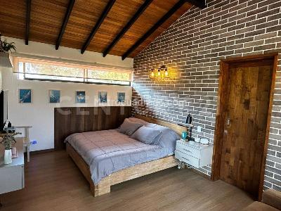 Casa de 3 alcobas en venta en Llanogrande, Rionegro, 1643 m² · foto 14 de 20