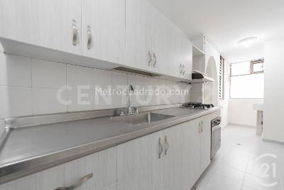 Apartamento en venta en Medellin, Medellín · foto 2 de 19