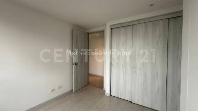 Apartamento de 3 alcobas en venta en El Poblado, Medellín, 87 m² · foto 11 de 20