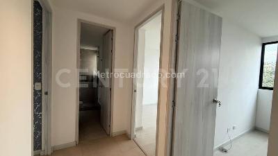 Apartamento de 3 alcobas en venta en El Poblado, Medellín, 87 m² · foto 12 de 20