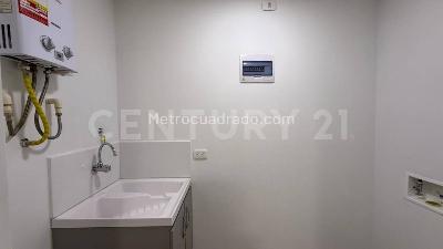 Apartamento de 3 alcobas en venta en El Poblado, Medellín, 87 m² · foto 15 de 20