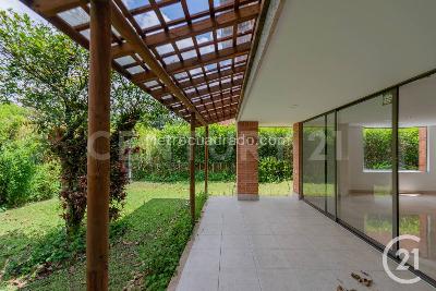 Casa de 3 alcobas en venta en Envigado, Envigado, 272 m² · foto 3 de 20