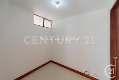 Casa de 3 alcobas en venta en Envigado, Envigado, 272 m² · foto 9 de 20