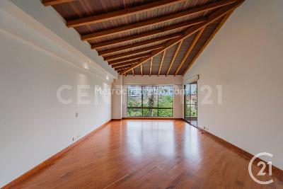 Casa de 3 alcobas en venta en Envigado, Envigado, 272 m² · foto 12 de 20