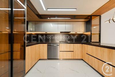Apartamento de 4 alcobas en venta en El Poblado, Medellín, 164 m² · foto 4 de 15