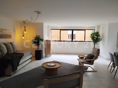 Apartamento de 3 alcobas en venta en El Poblado, Medellín, 150 m² · foto 4 de 16