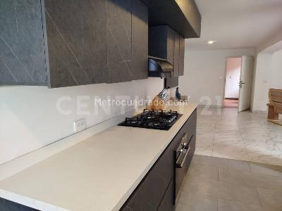 Apartamento de 3 alcobas en venta en El Poblado, Medellín, 150 m² · foto 7 de 16