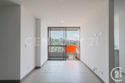 Apartamento en venta en Itagui, Itagüí · foto 3 de 20
