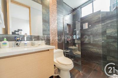 Apartamento en venta en El Poblado, Medellín · foto 13 de 20