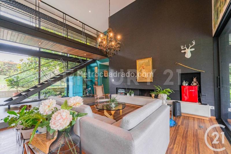 Exclusive 3BR House in Alto de Palmas, Envigado