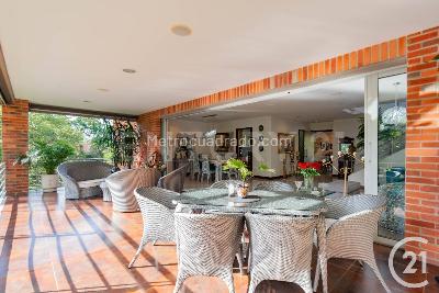 Casa de 3 alcobas en venta en Envigado, Envigado, 554 m² · foto 4 de 20