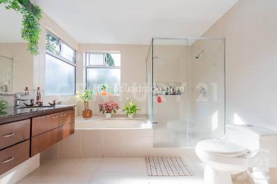 Casa de 3 alcobas en venta en Envigado, Envigado, 554 m² · foto 8 de 20